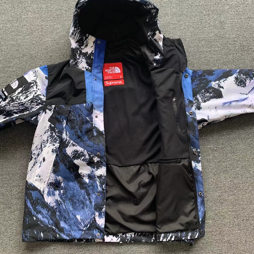 Supreme x The North Face Mountain Parka 'Mountain Print'