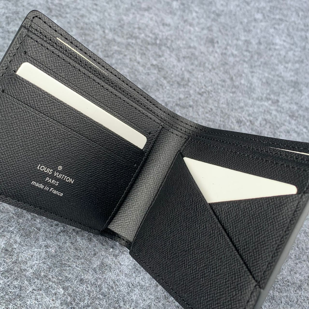 LV SLENDER WALLET 'ECLIPSE'