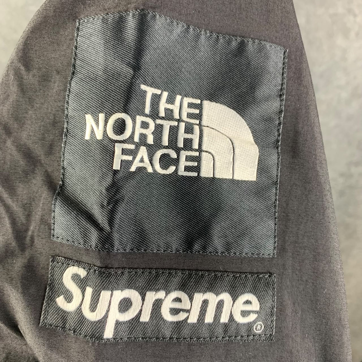 Supreme x The North Face S Logo Mountain Jacket 'Black'