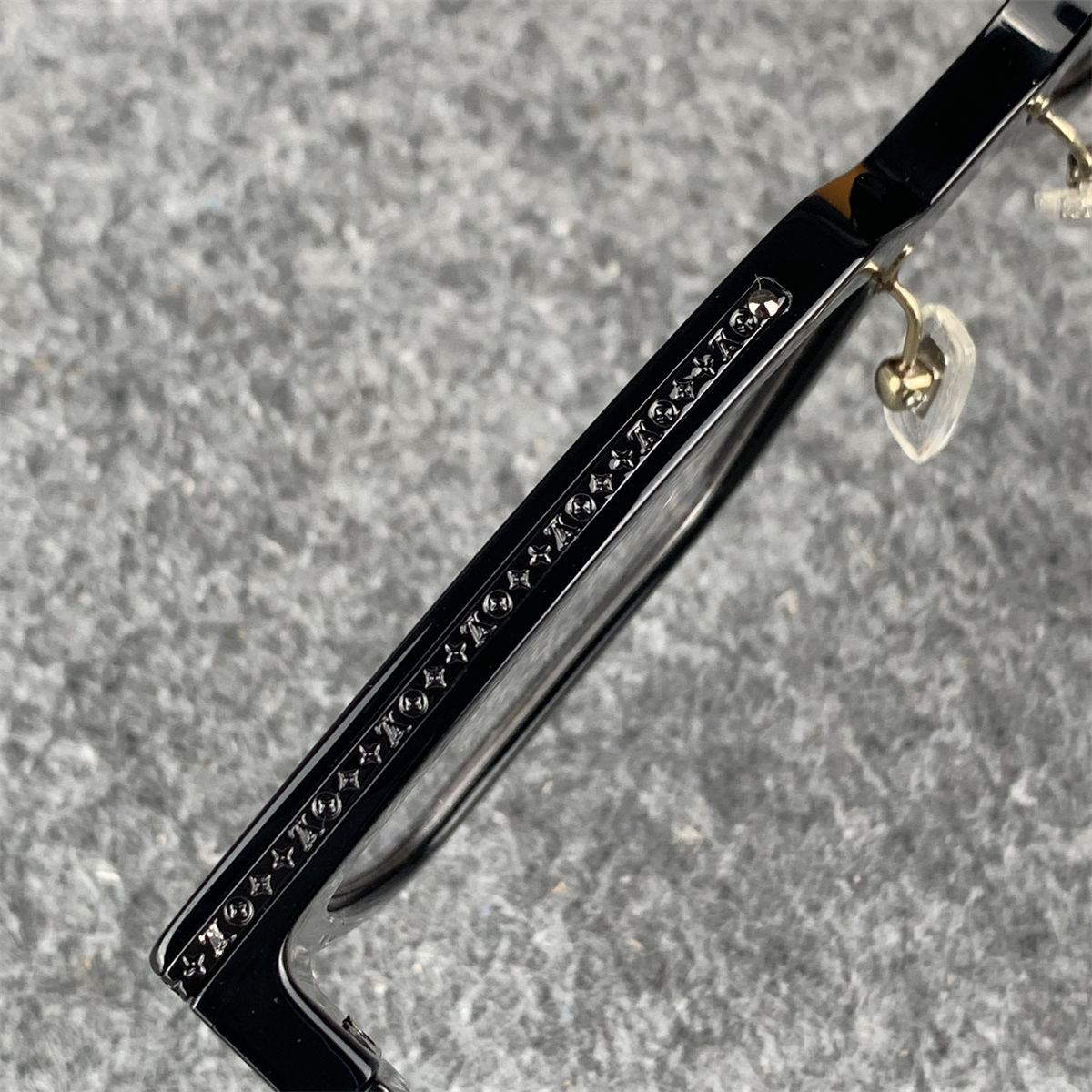 LV Acetate 1.1 Millionaires Eyeglasses 'Black'