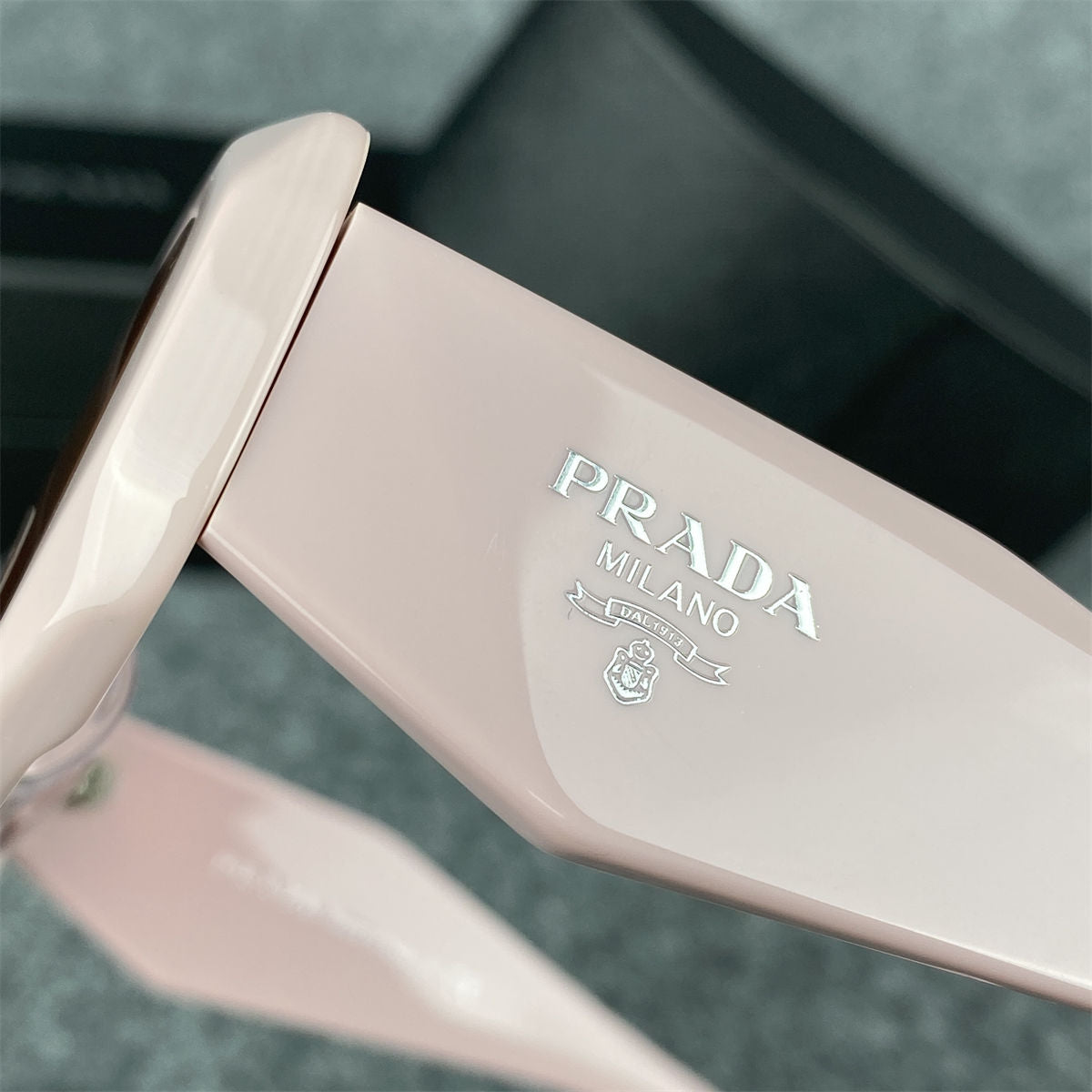Prada Oversized Frame Sunglasses 'Pink'