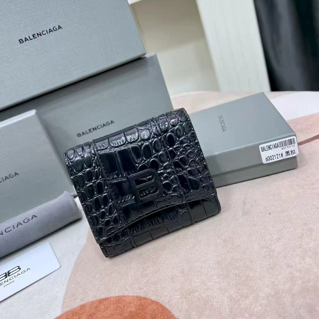 Balenciaga Bi-Fold Wallet Embossed Design ‘Black’