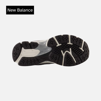 New Balance 2002R Big Kid 'Steel Lead'
