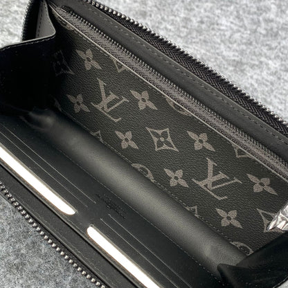 LV Horizontal Zippy Wallet 'Black'