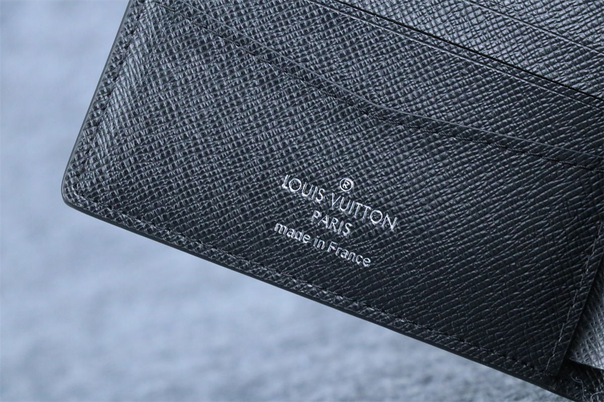 Louis Vuitton Multiple Wallet 'Black Epi Leather' (3 Card Slots)