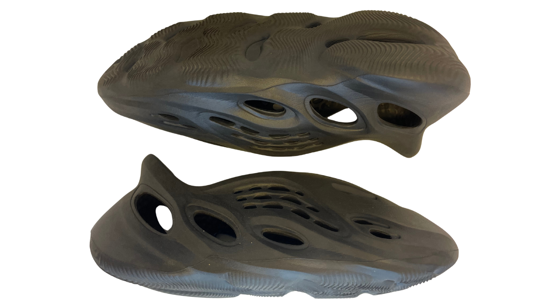 Yeezy Foam Runner Onyx (P)